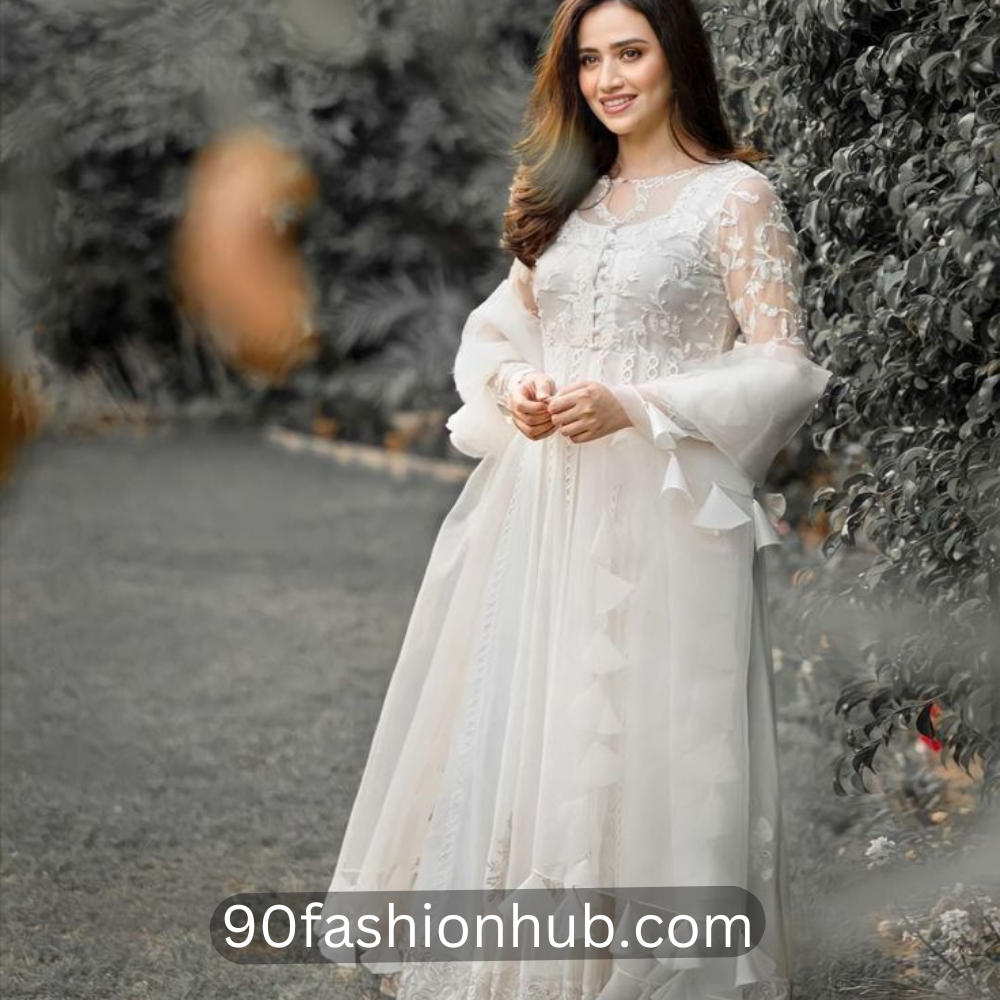 90fashionhub.com - 2025-01-22T141126.257