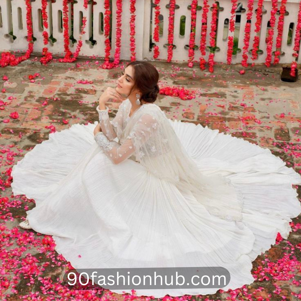 90fashionhub.com - 2025-01-22T141227.872